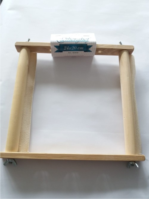 Gherghef de lemn ansamblat 20 x 24 cu prindere panza